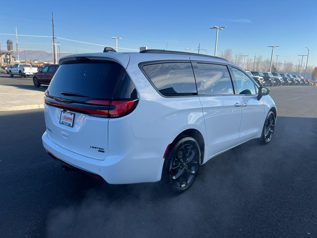 new 2026 Chrysler Pacifica car, priced at $53,530