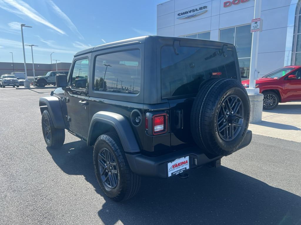 new 2025 Jeep Wrangler car, priced at $39,620