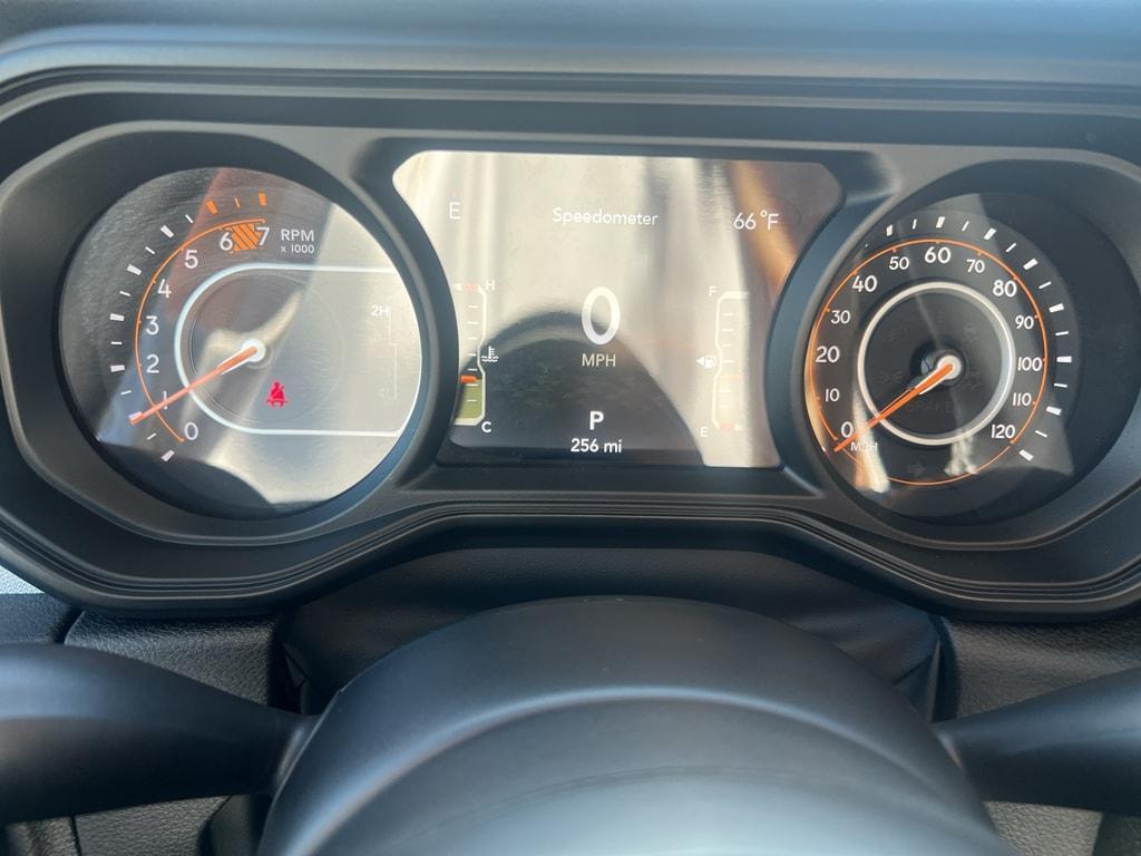 new 2025 Jeep Wrangler car, priced at $39,620