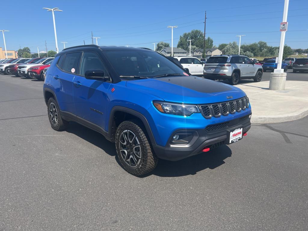 new 2024 Jeep Compass car, priced at $37,104