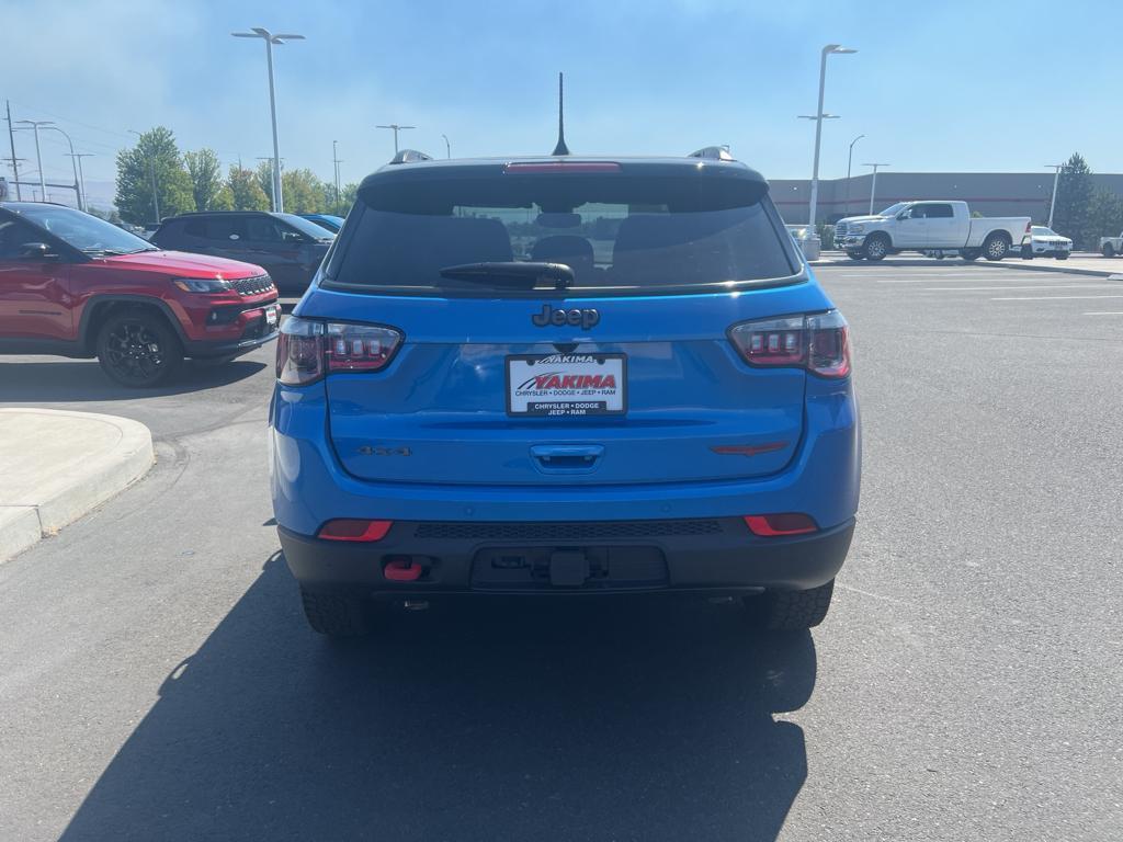 new 2024 Jeep Compass car, priced at $37,104