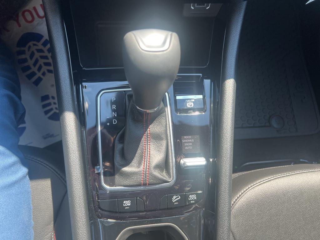 new 2024 Jeep Compass car, priced at $37,104