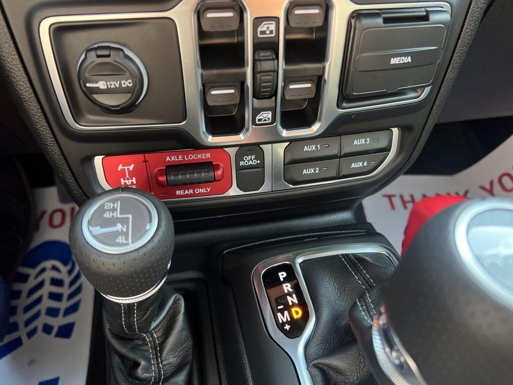 new 2025 Jeep Gladiator car, priced at $51,059