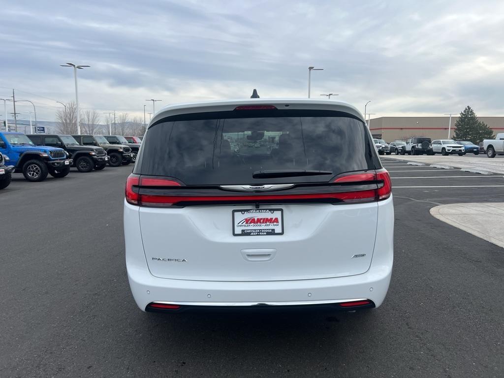 new 2026 Chrysler Pacifica car, priced at $46,591