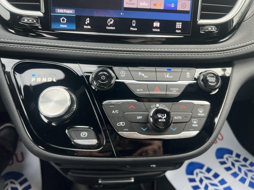 new 2026 Chrysler Pacifica car, priced at $46,591