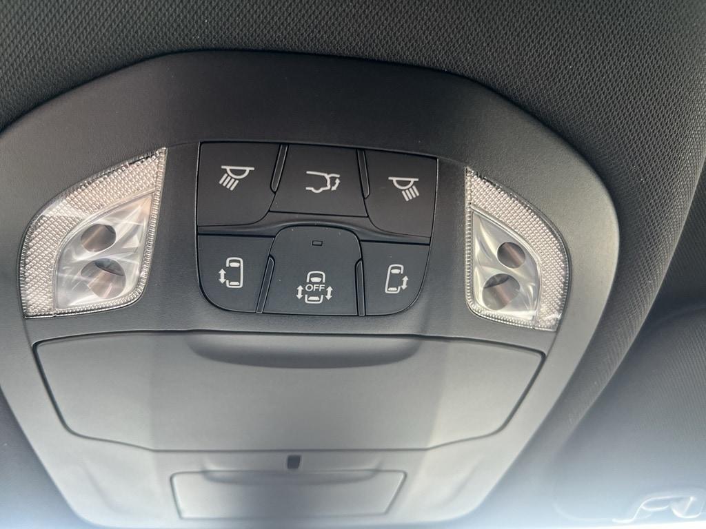 new 2026 Chrysler Pacifica car, priced at $46,591