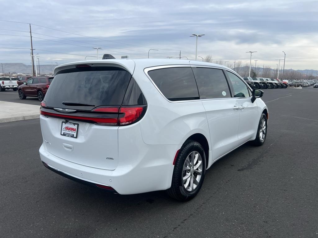 new 2026 Chrysler Pacifica car, priced at $46,591