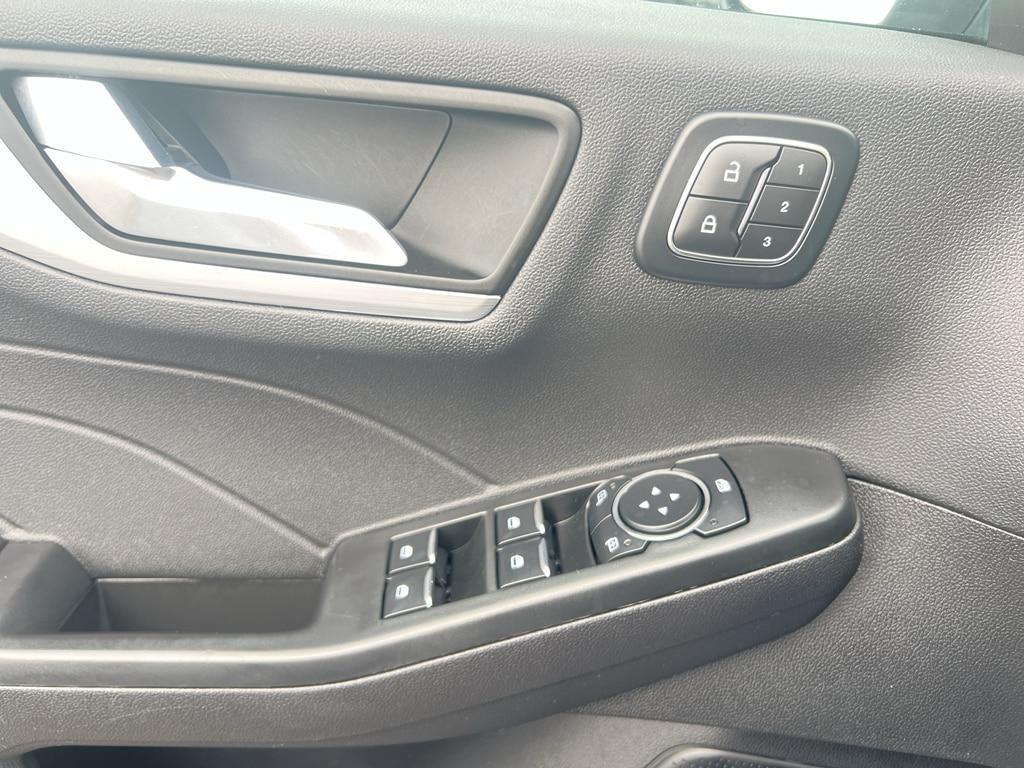 used 2025 Ford Escape car, priced at $30,999