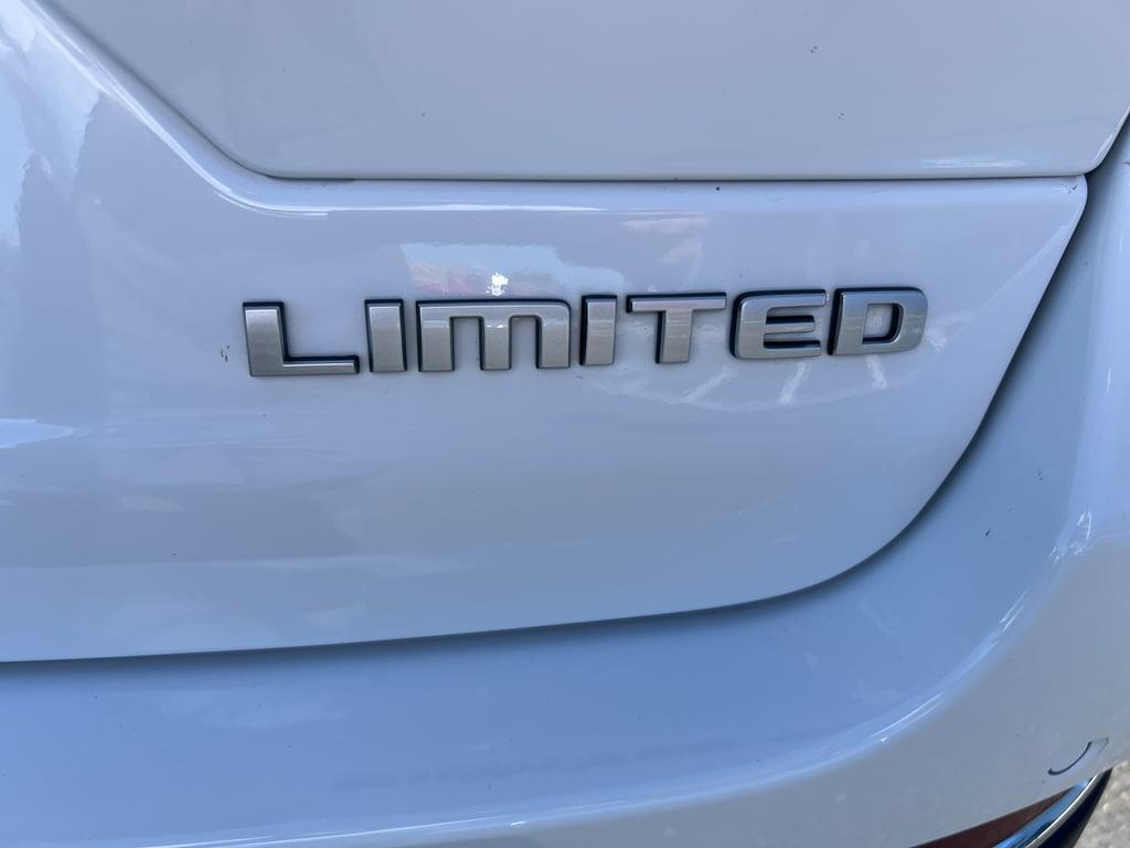 new 2025 Jeep Grand Cherokee car, priced at $47,135