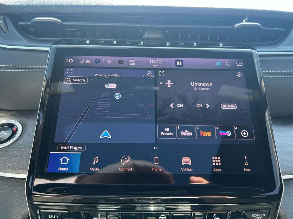 new 2025 Jeep Grand Cherokee car, priced at $47,135