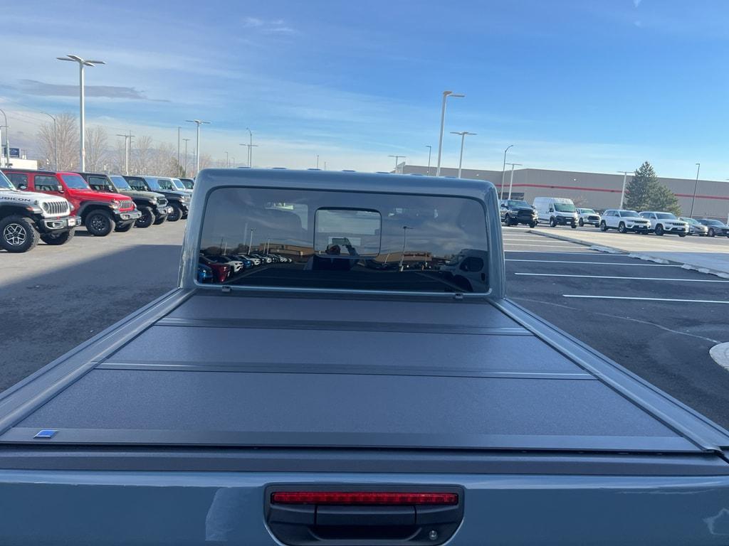 new 2026 Jeep Gladiator car, priced at $61,826