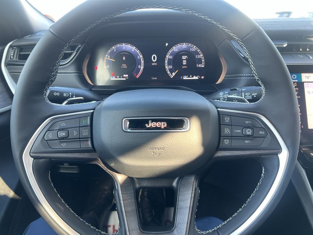 new 2026 Jeep Grand Cherokee car, priced at $47,150