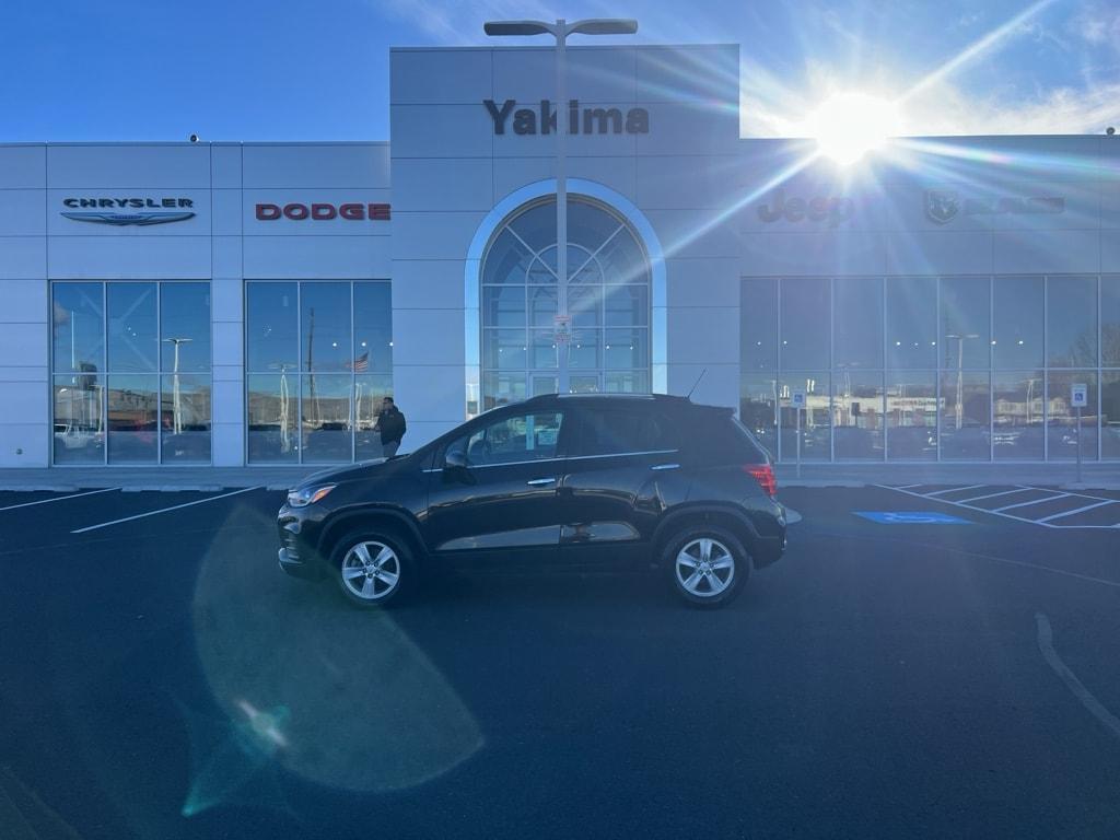 used 2020 Chevrolet Trax car, priced at $13,999