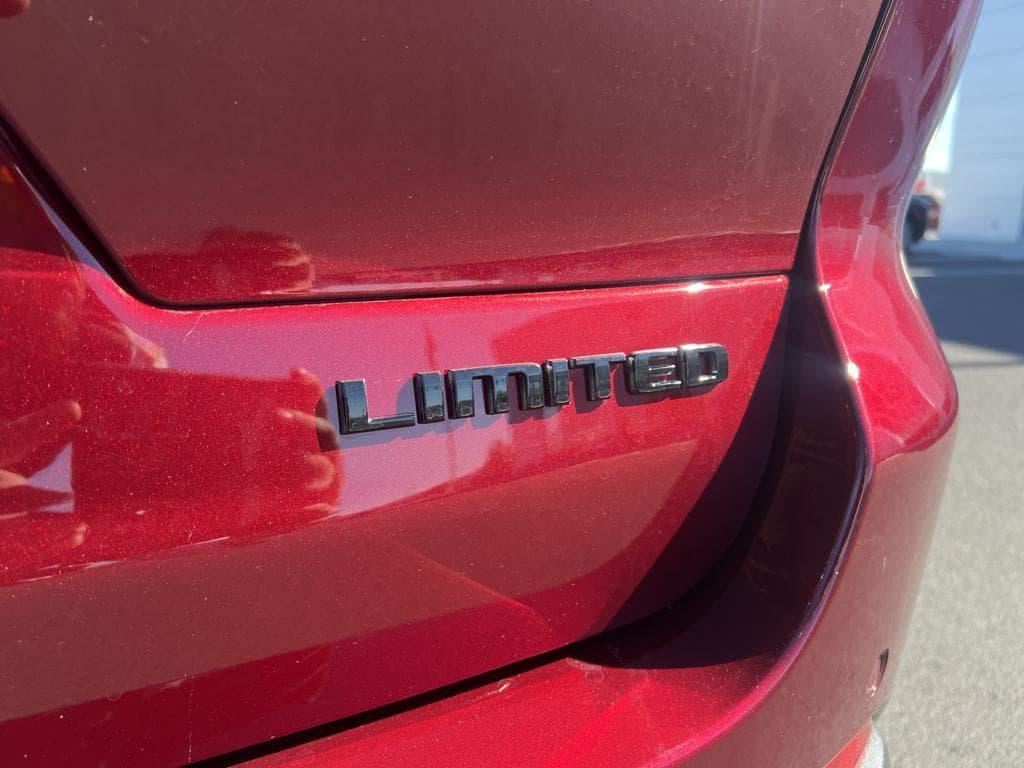 new 2025 Jeep Grand Cherokee L car, priced at $50,367