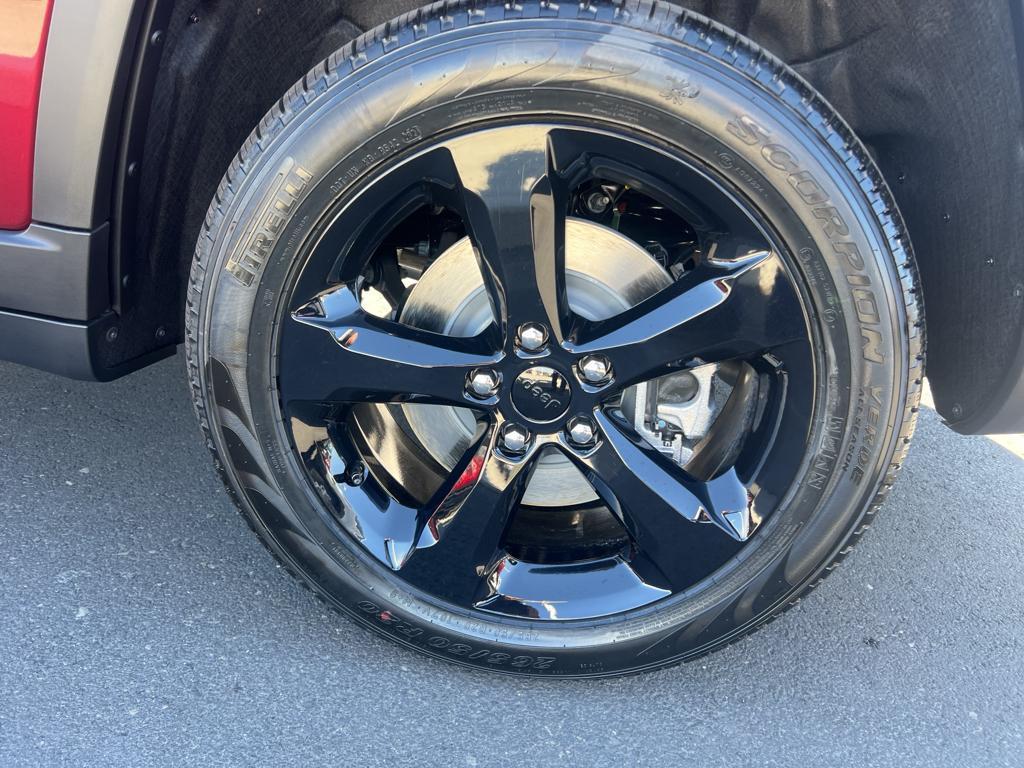 new 2025 Jeep Grand Cherokee L car, priced at $50,367