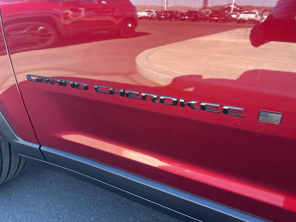 new 2025 Jeep Grand Cherokee L car, priced at $50,367