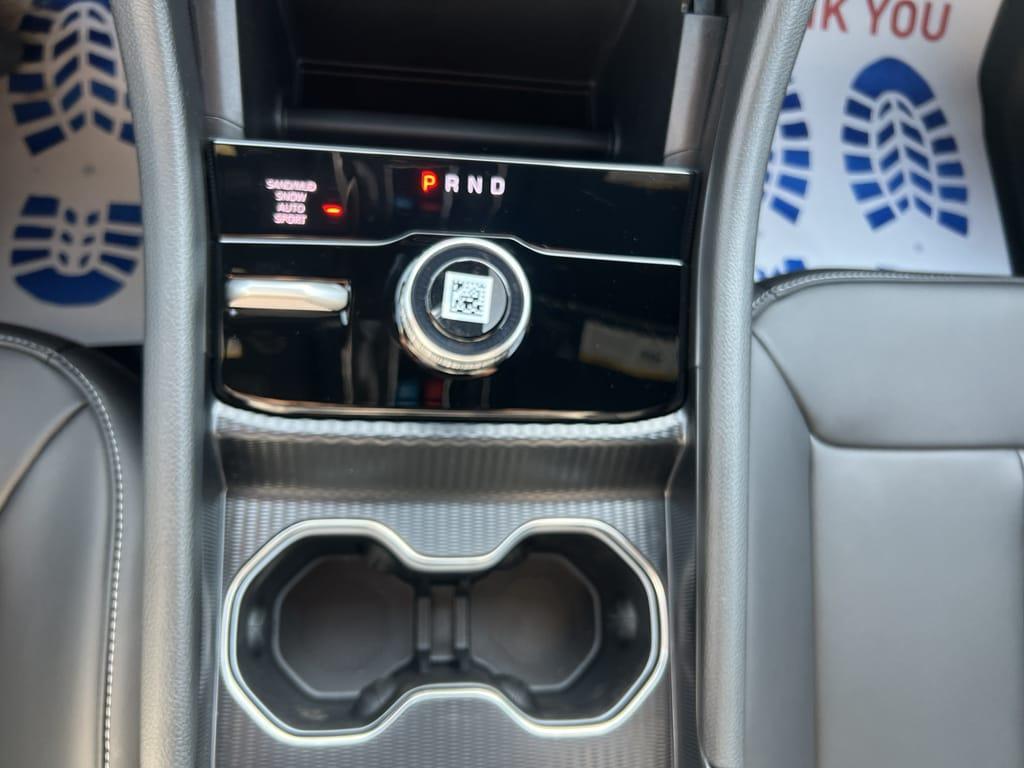 new 2025 Jeep Grand Cherokee car, priced at $47,881