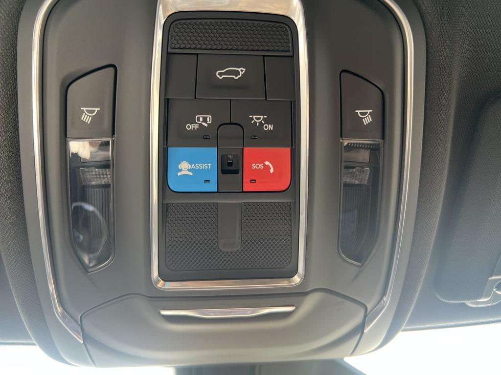 new 2025 Jeep Grand Cherokee car, priced at $47,881