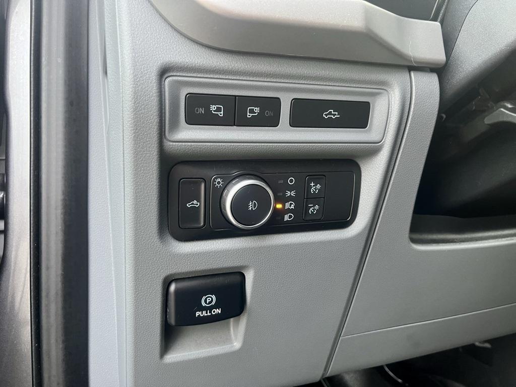 used 2021 Ford F-150 car, priced at $29,995