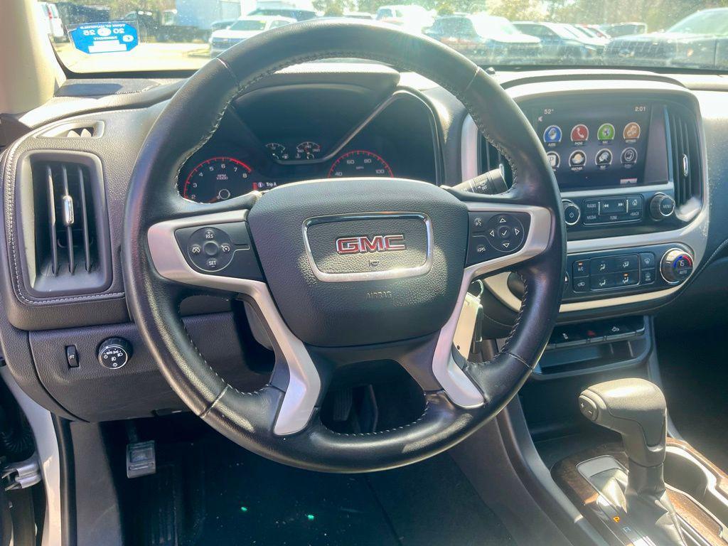 used 2020 GMC Sierra 1500 car, priced at $26,352