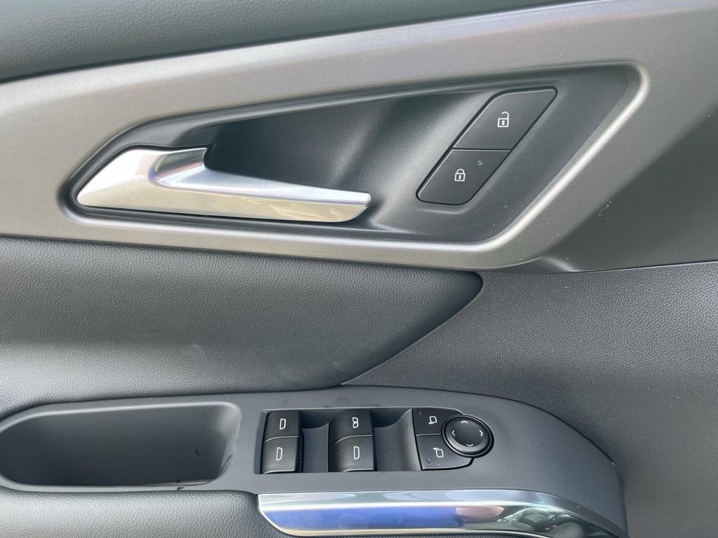 new 2026 Chevrolet Traverse car, priced at $43,895