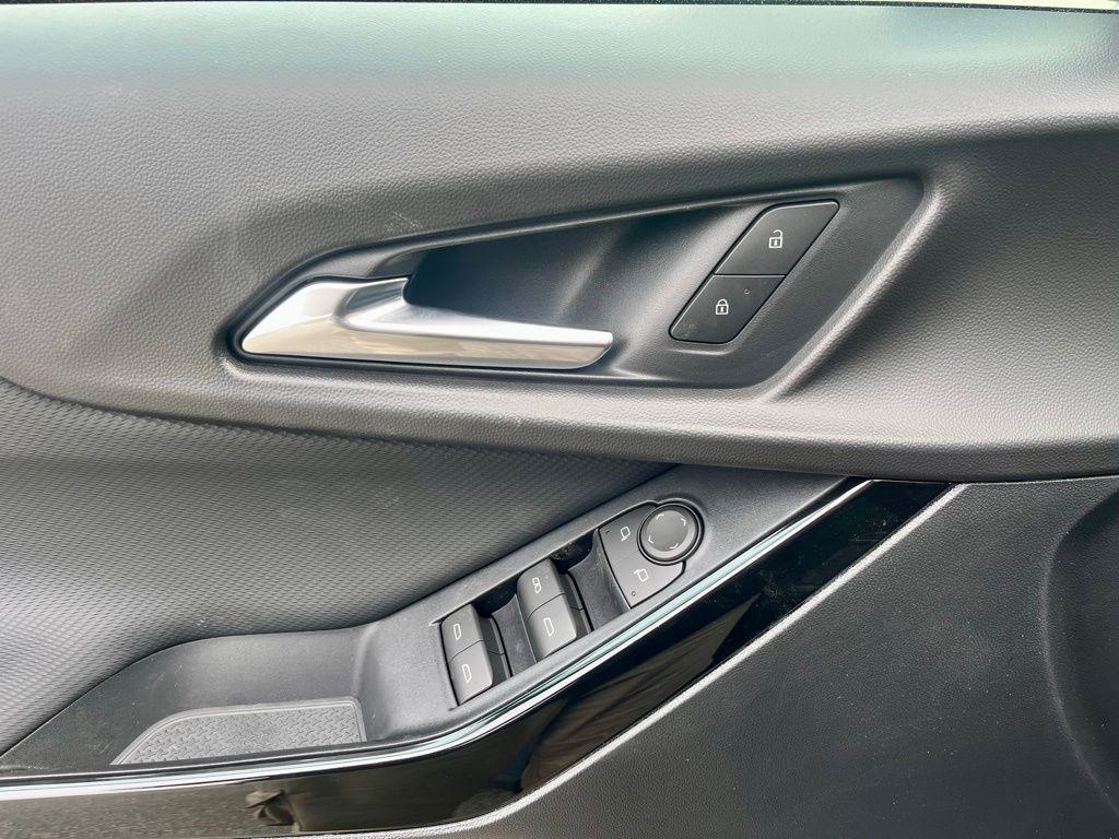 new 2026 Chevrolet Equinox car, priced at $35,405