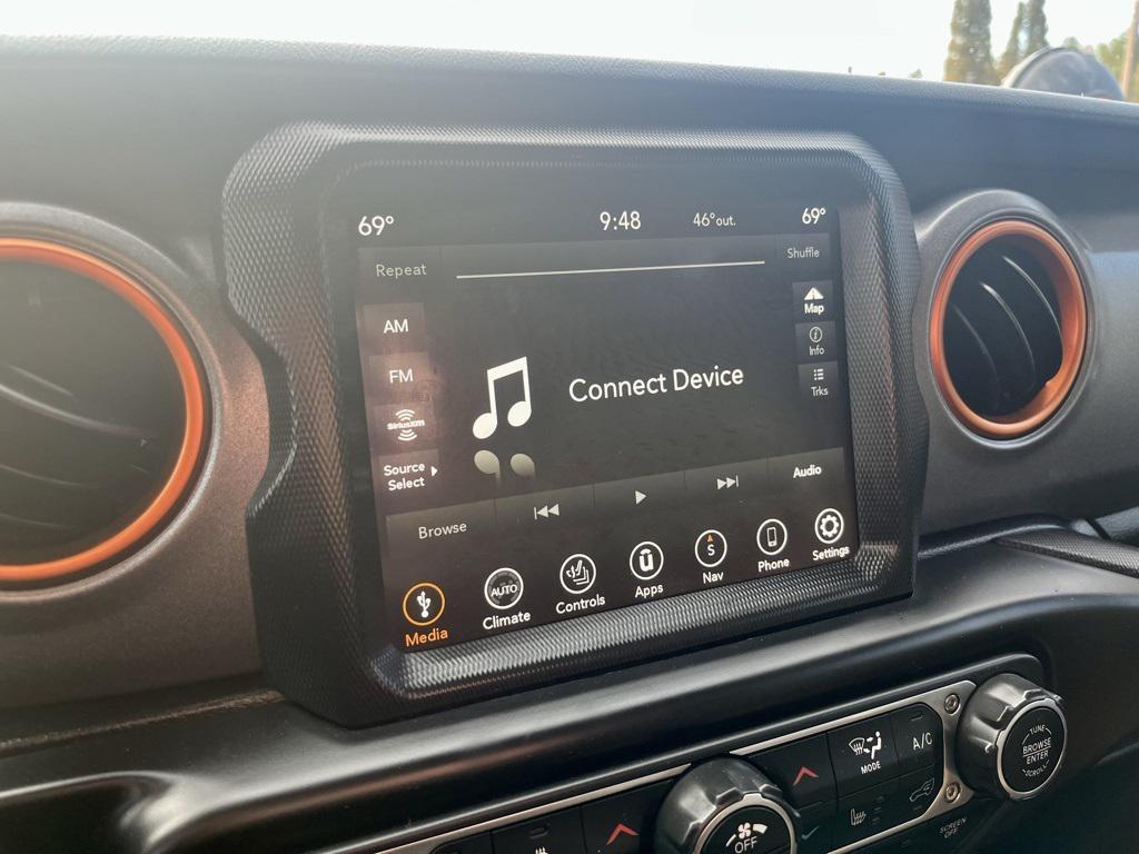 used 2022 Jeep Gladiator car, priced at $33,235