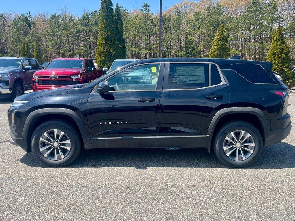 new 2026 Chevrolet Equinox car, priced at $33,005