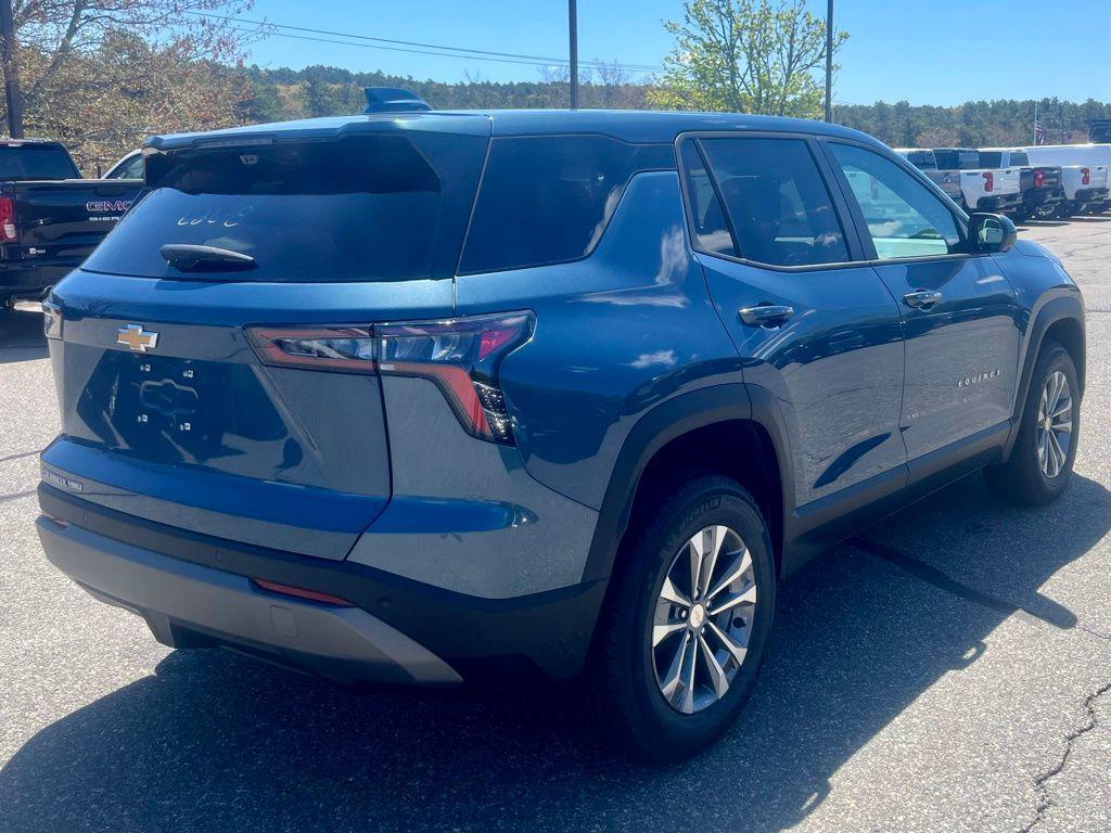 new 2026 Chevrolet Equinox car, priced at $33,005