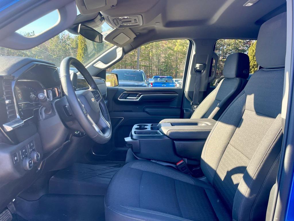 used 2025 Chevrolet Silverado 1500 car, priced at $52,840