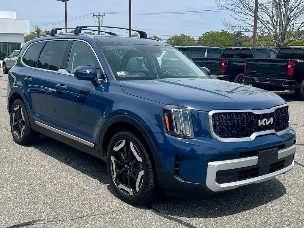 used 2025 Kia Telluride car, priced at $41,575
