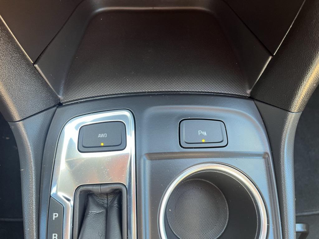 used 2024 Chevrolet Equinox car, priced at $27,499