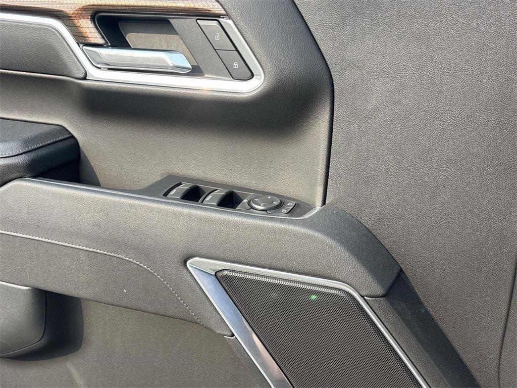 used 2025 Chevrolet Silverado 1500 car, priced at $50,095