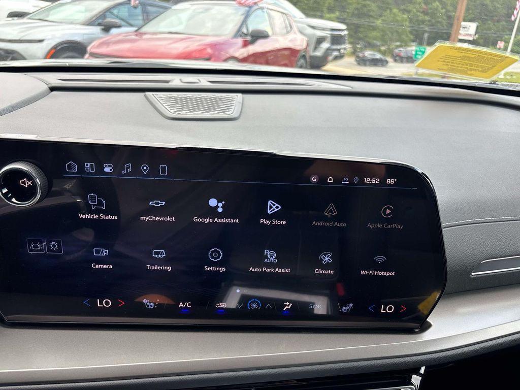 new 2026 Chevrolet Traverse car, priced at $49,475
