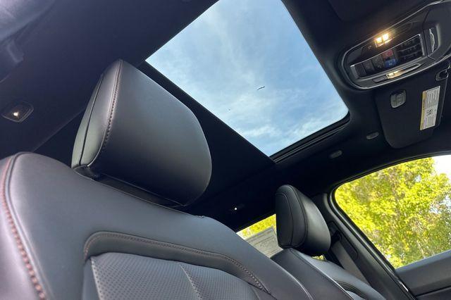 new 2026 Jeep Cherokee car, priced at $41,605