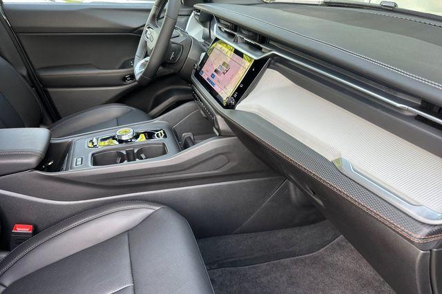 new 2026 Jeep Cherokee car, priced at $41,605