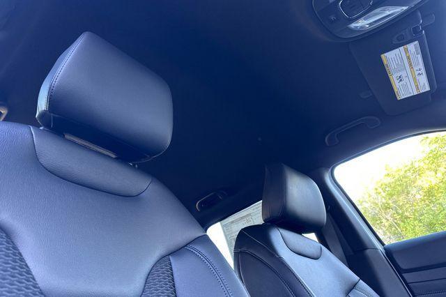 new 2026 Jeep Compass car, priced at $33,005