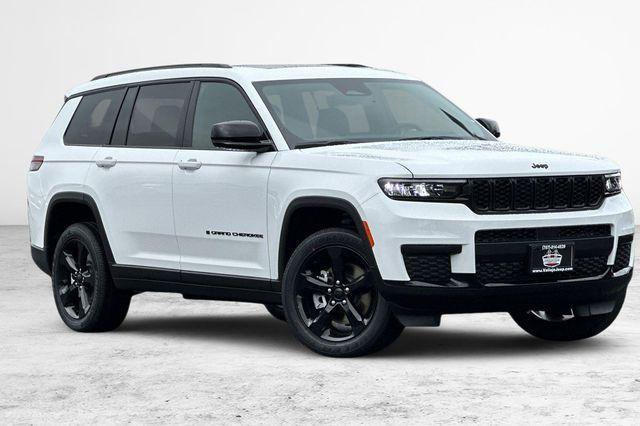 new 2025 Jeep Grand Cherokee L car, priced at $39,230