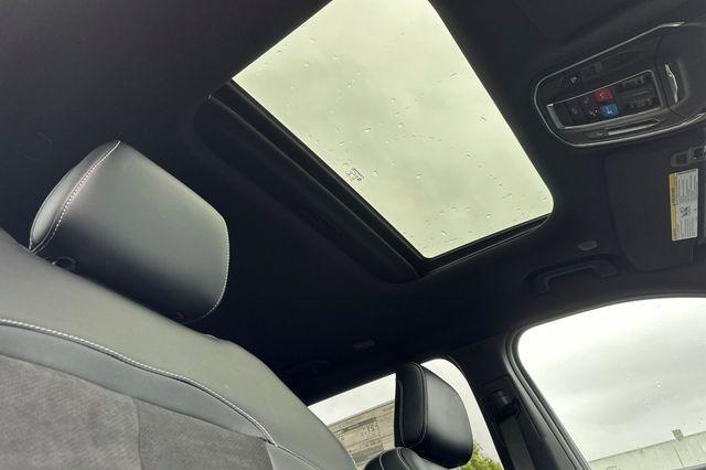 new 2025 Jeep Grand Cherokee L car, priced at $39,230