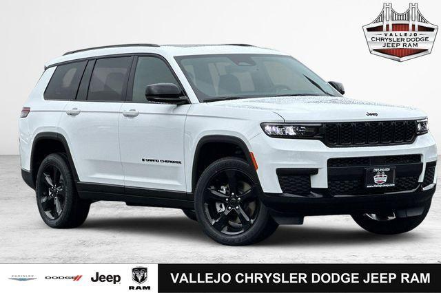 new 2025 Jeep Grand Cherokee L car, priced at $39,230