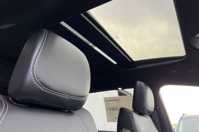 new 2025 Chrysler Pacifica car, priced at $41,820