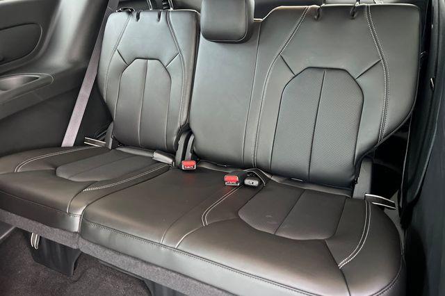 new 2025 Chrysler Pacifica car, priced at $41,820