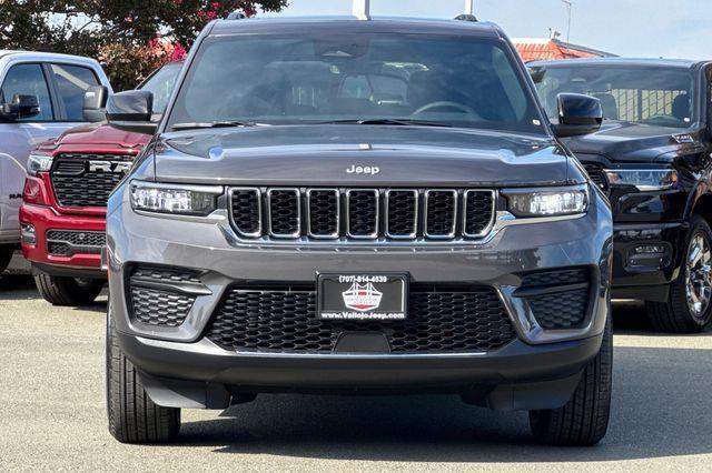 new 2025 Jeep Grand Cherokee car, priced at $35,070