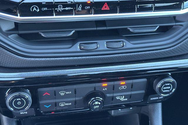 new 2026 Jeep Compass car, priced at $31,305