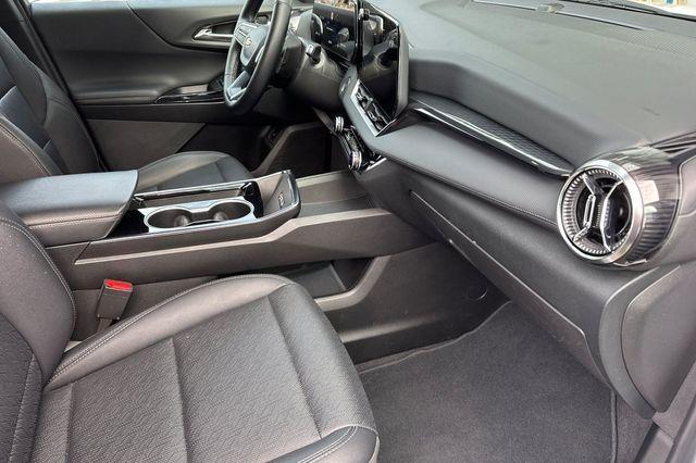 used 2025 Chevrolet Equinox car, priced at $21,990