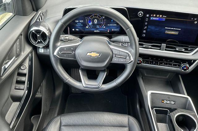 used 2025 Chevrolet Equinox car, priced at $21,990