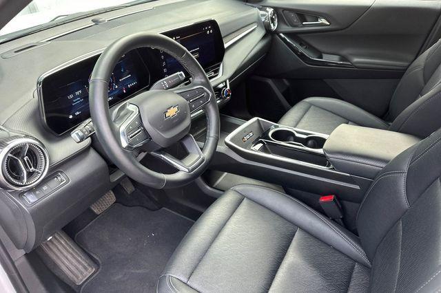 used 2025 Chevrolet Equinox car, priced at $21,990