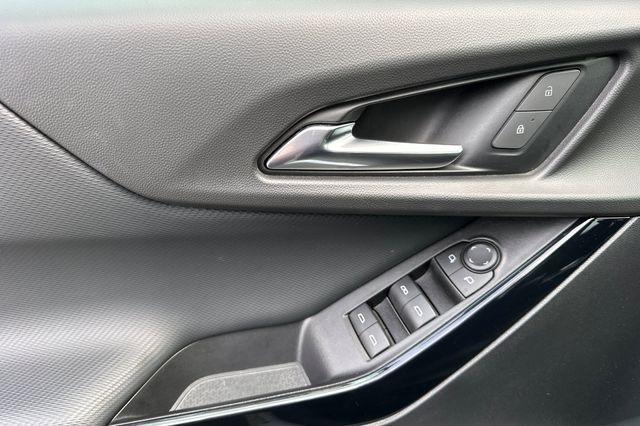 used 2025 Chevrolet Equinox car, priced at $21,990