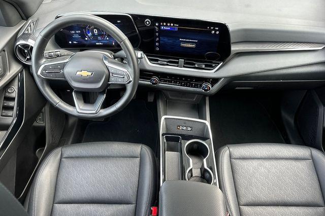 used 2025 Chevrolet Equinox car, priced at $21,990