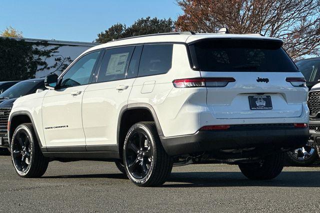 new 2025 Jeep Grand Cherokee L car, priced at $39,230